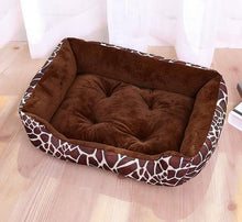 Cargar imagen en el visor de la galería, Cálida y confortable cama para mascotas &quot;Comfort Pet&quot;
